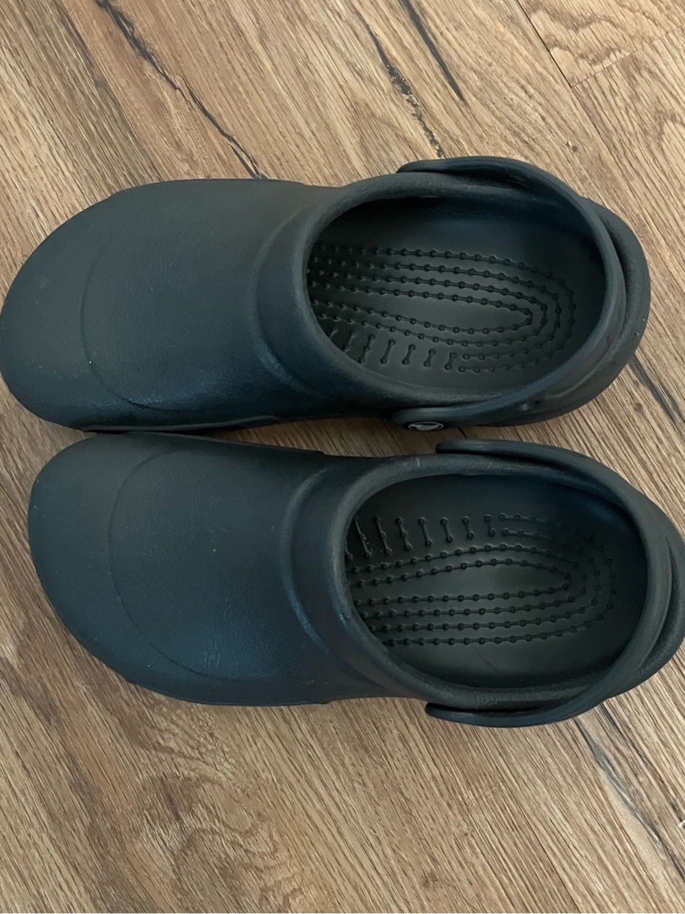 Women’s  Black non slip Crocs